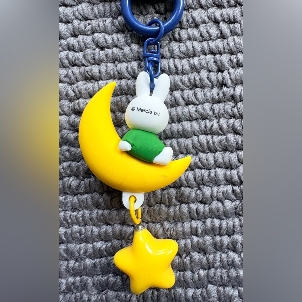 Miffy Keychain - BNWT - Picture 7 of 7